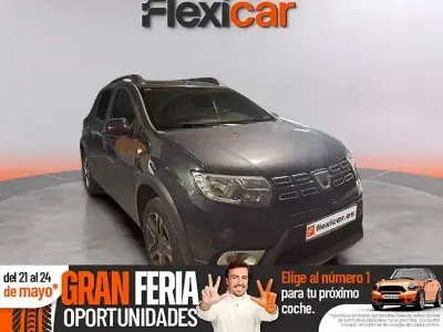 Usado Dacia Sandero Essentiel 95 CV (69 kW) 2020 Negro