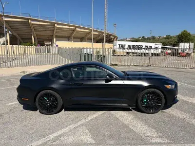 Usado Ford Mustang Fastback 314 CV (230 kW) 2017 Negro Coupe