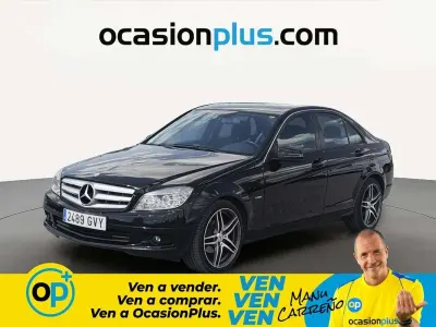 Usado Mercedes C200 Avantgarde 136 CV (100 kW) 2010 Negro Berlina
