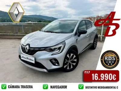 Usado Renault Captur Techno 91 CV (66 kW) 2024 Plateado SUV