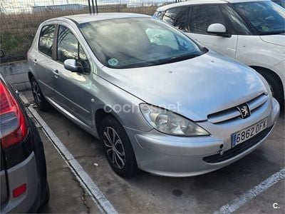 Usado Peugeot 307 110 CV (80 kW) 2005 Gris / plata Berlina