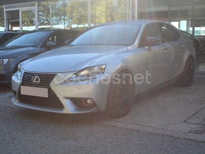 Lexus IS300h