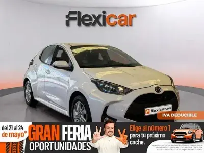 Usado Mazda 2 Comfort 90 CV (66 kW) 2023 Blanco Utilitario