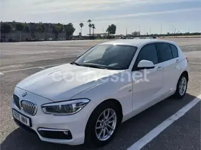 Usado BMW 118 Urban Line 136 CV (100 kW) 2016 Blanco Utilitario