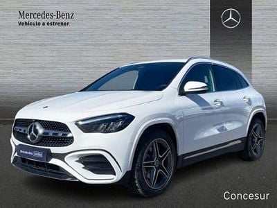 Rojo Nuevo 2025 Mercedes GLA250 SUV | 49.400 € (Buen precio)