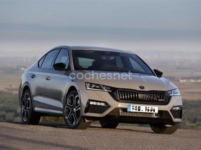 Gris / plata Usado 2021 Skoda Octavia RS Berlina | 33.000 € (Caro)