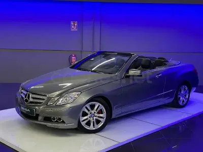 Usado Mercedes E220