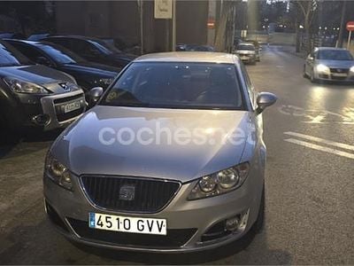 Usado Seat Exeo Reference 120 CV (88 kW) 2009 Gris / plata Berlina