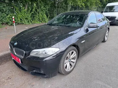 Usado BMW 530 Sport Line 245 CV (180 kW) 2010 Negro Berlina