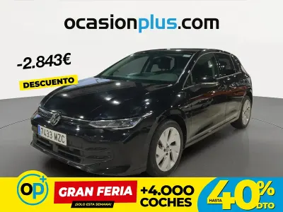 Usado VW Golf VIII 115 CV (84 kW) 2025 Negro Berlina