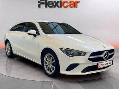 Blanco Usado 2020 Mercedes CLA200 Shooting Brake Familiar | 20.490 € (Precio justo)