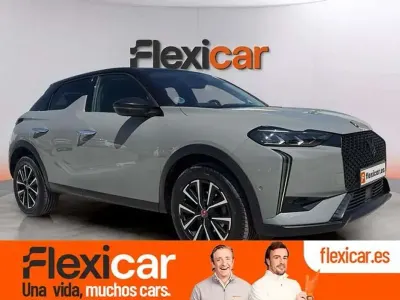 Usado DS Automobiles DS3 Crossback Performance 131 CV (96 kW) 2023 Gris SUV