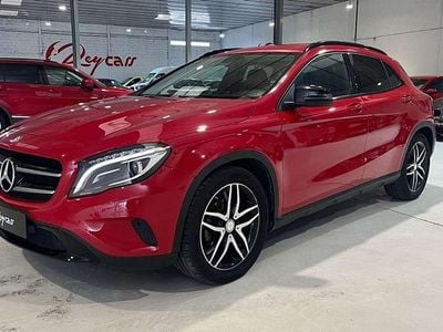 Usado Mercedes GLA200 AMG Edition 1 136 CV (100 kW) 2015 Rojo SUV