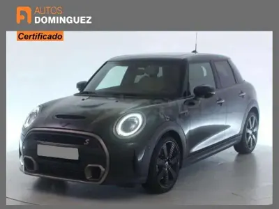 Usado Mini Cooper S 178 HP (130 kW) 2023 Preto Citadino