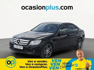 Usado Mercedes C200 Avantgarde 136 CV (100 kW) 2010 Negro Berlina