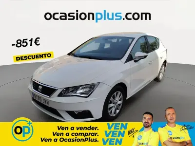 Usado Seat Leon Style 110 CV (80 kW) 2017 Blanco Berlina