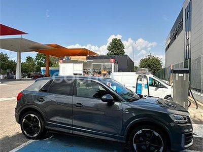 Gris / plata Usado 2017 Audi Q2 Sport SUV | 22.500 € (Caro)