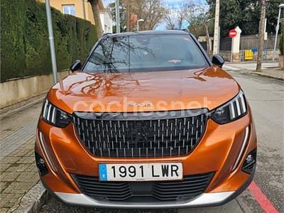 Usado Peugeot 2008 GT 130 CV (95 kW) 2022 Naranja SUV