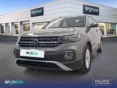 Usado VW T-Cross Advance 110 CV (80 kW) 2021 Gris / plata SUV
