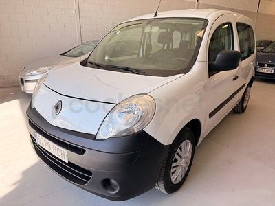 Usado Renault Kangoo Expression 90 CV (66 kW) 2011 Blanco Monovolumen