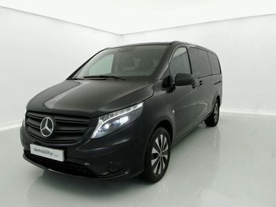 Usado Mercedes Vito 136 CV (100 kW) 2023 Negro obsidiana Van