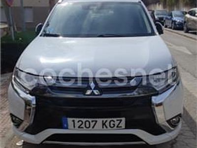 Mitsubishi Outlander P-HEV