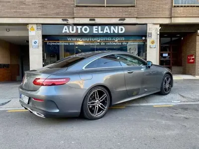 Usado Mercedes E220 AMG 194 CV (142 kW) 2018 Gris Coupe