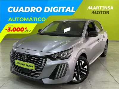 Usado Peugeot 208 Allure 110 CV (80 kW) 2025 Gris Utilitario