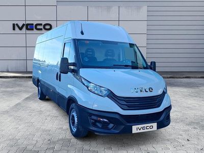 Usado Iveco Daily 156 CV (114 kW) 2023 Blanco Van
