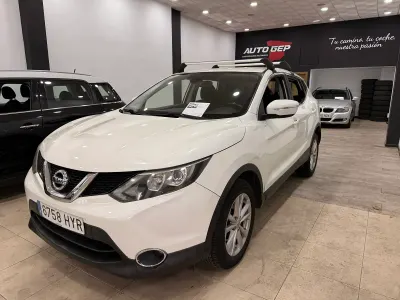 Begagnad Nissan Qashqai Acenta 115 HK (84 kW) 2014 Vit SUV