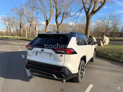 Usado Toyota RAV4 Hybrid Plus 222 CV (163 kW) 2025 Blanco SUV