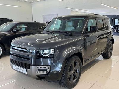 Gris Usado 2025 Land Rover Defender SE Dynamic SUV | 86.900 € (Caro)