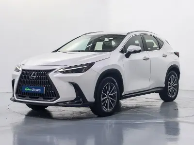 Usado Lexus NX350h Business Edition 240 CV (176 kW) 2022