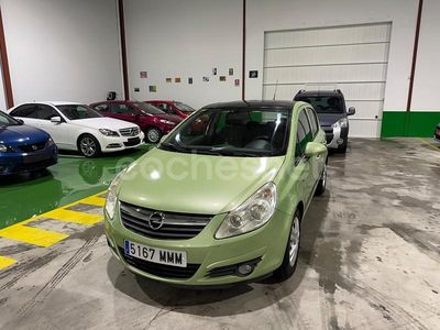 Verde Usado 2009 Opel Corsa Berlina | 5500 € (Un poco caro)