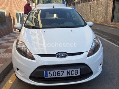 Blanco Usado 2010 Ford Fiesta Ambiente Berlina | 4509 € (Precio justo)