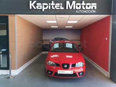 Usado Seat Ibiza 80 CV (58 kW) 2008 Rojo Berlina