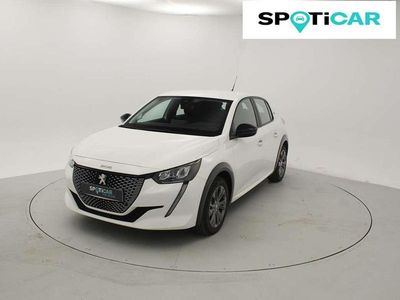 Blanco Usado 2023 Peugeot e-208 Active Utilitario | 19.500 € (Buen precio)