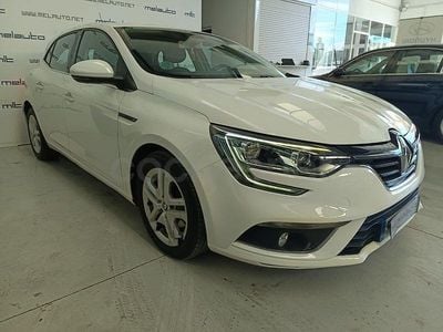 Blanco Usado 2019 Renault Mégane IV Business Berlina | 13.990 € (Un poco caro)