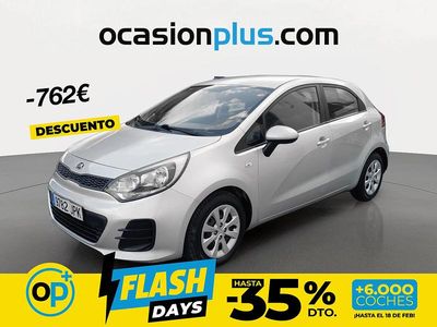Usado Kia Rio 75 CV (55 kW) 2016 Gris plata Utilitario