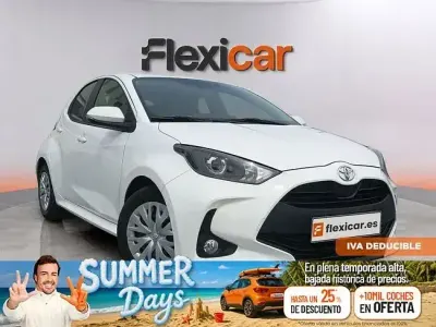 Usado Toyota Yaris Edition 125 CV (91 kW) 2023 Blanco Utilitario