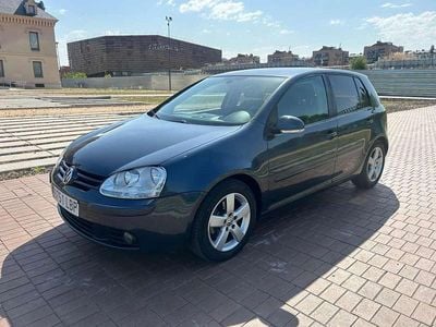 VW Golf V