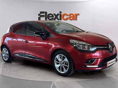 Usado Renault Clio IV Zen 90 CV (66 kW) 2018 Rojo Berlina
