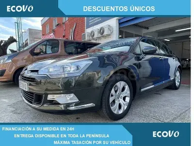 Usado Citroën C5 109 CV (80 kW) 2009 Verde Berlina