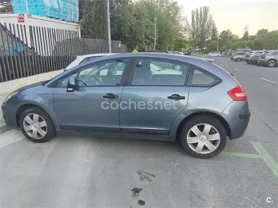 Usado Citroën C4 Exclusive 110 CV (80 kW) 2007 Gris / plata Berlina