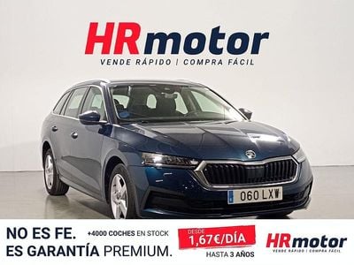 Usado Skoda Octavia Ambition 204 CV (150 kW) 2022 Azul Familiar