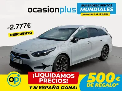 Usado Kia Ceed Style 100 CV (73 kW) 2025 Gris / plata Utilitario