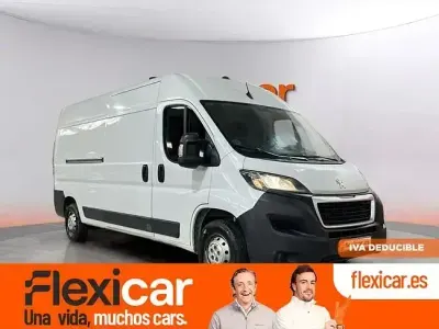 Usado Peugeot Boxer S 140 CV (102 kW) 2023 Blanco Van