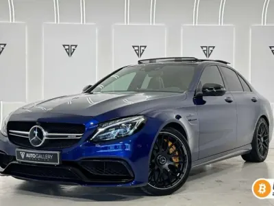 Usado Mercedes C63 AMG AMG 510 CV (375 kW) 2018 Azul Berlina