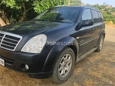 Usado SsangYong Rexton II 165 CV (121 kW) 2007 Negro SUV