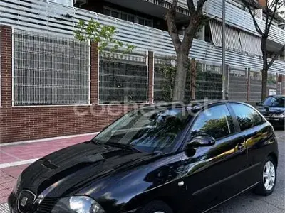 Usado Seat Ibiza Stylance 100 HP (73 kW) 2005 Preto Citadino